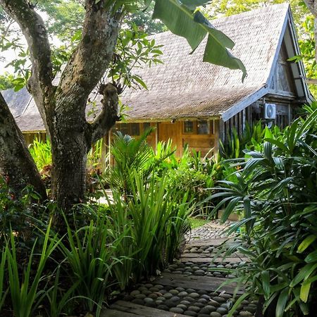 Chanteak Bali - Teak House 3 ジンバラン エクステリア 写真